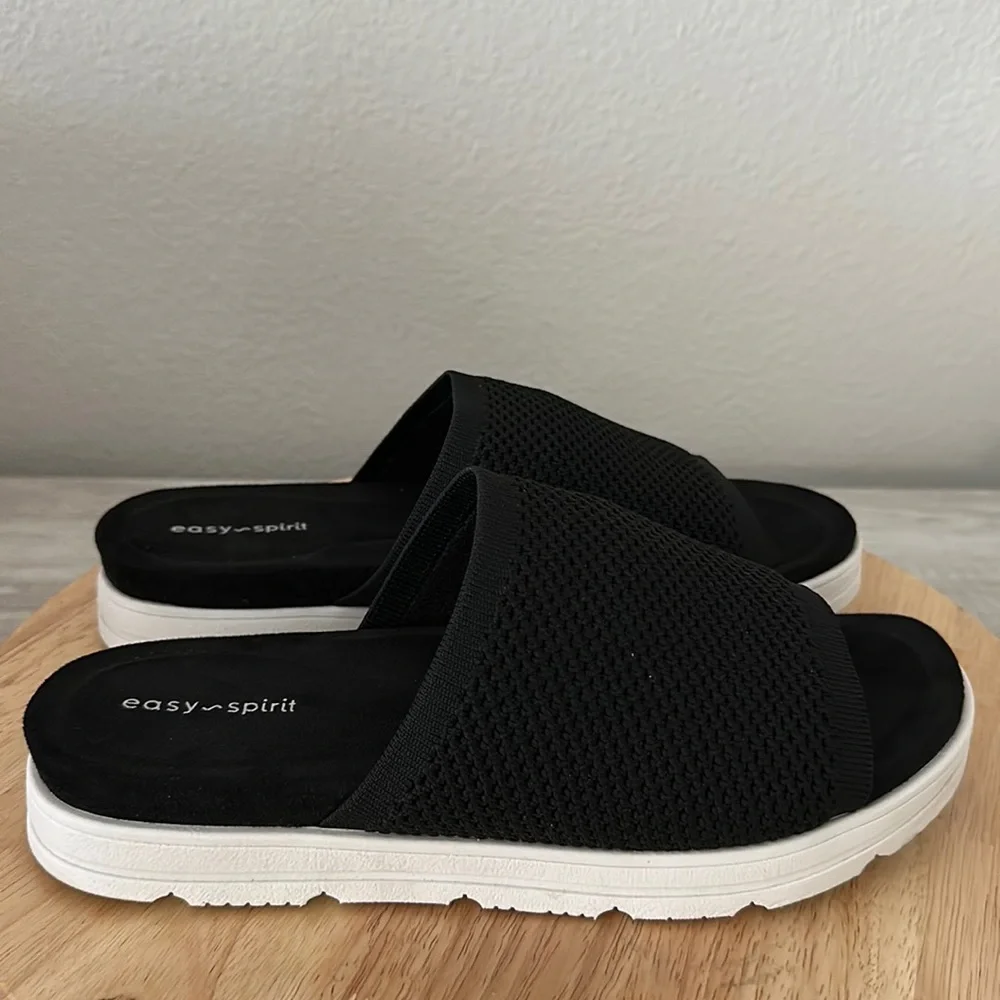 Easy Spirit Siena3 Slip-On Sandal